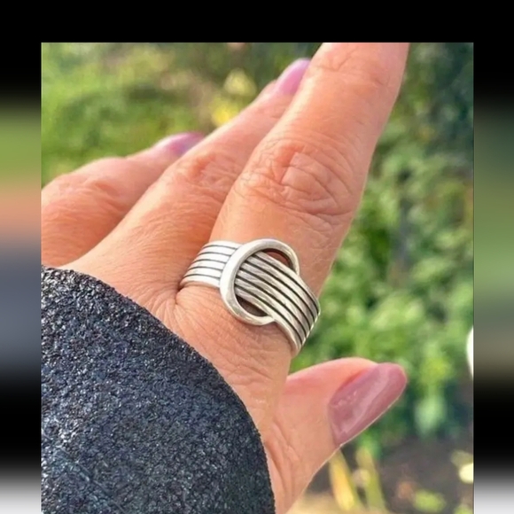 RETRO RING - Picture 2 of 6